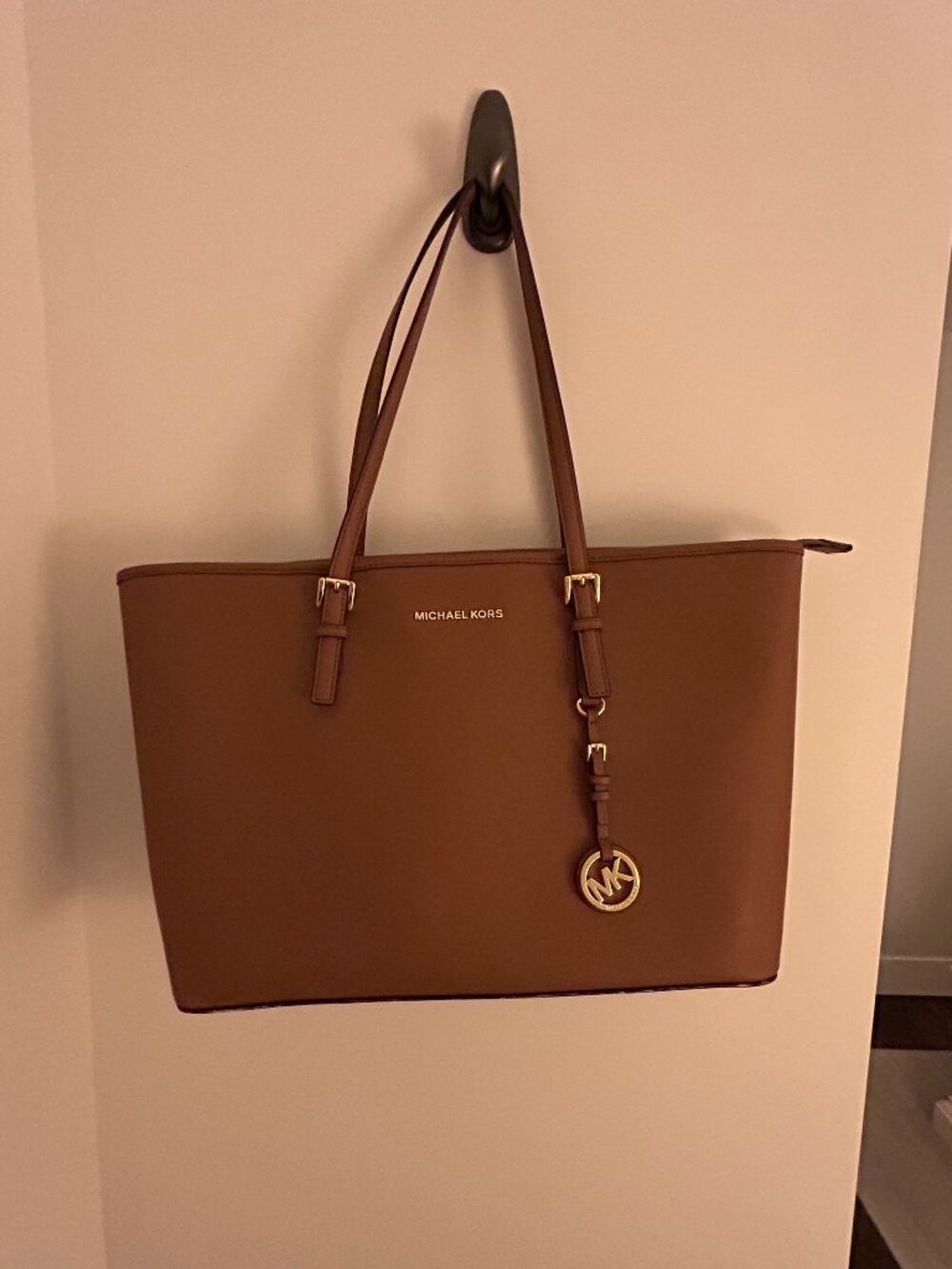 Michael Kors Jet Set Leather Travel Tote Zippered Brown